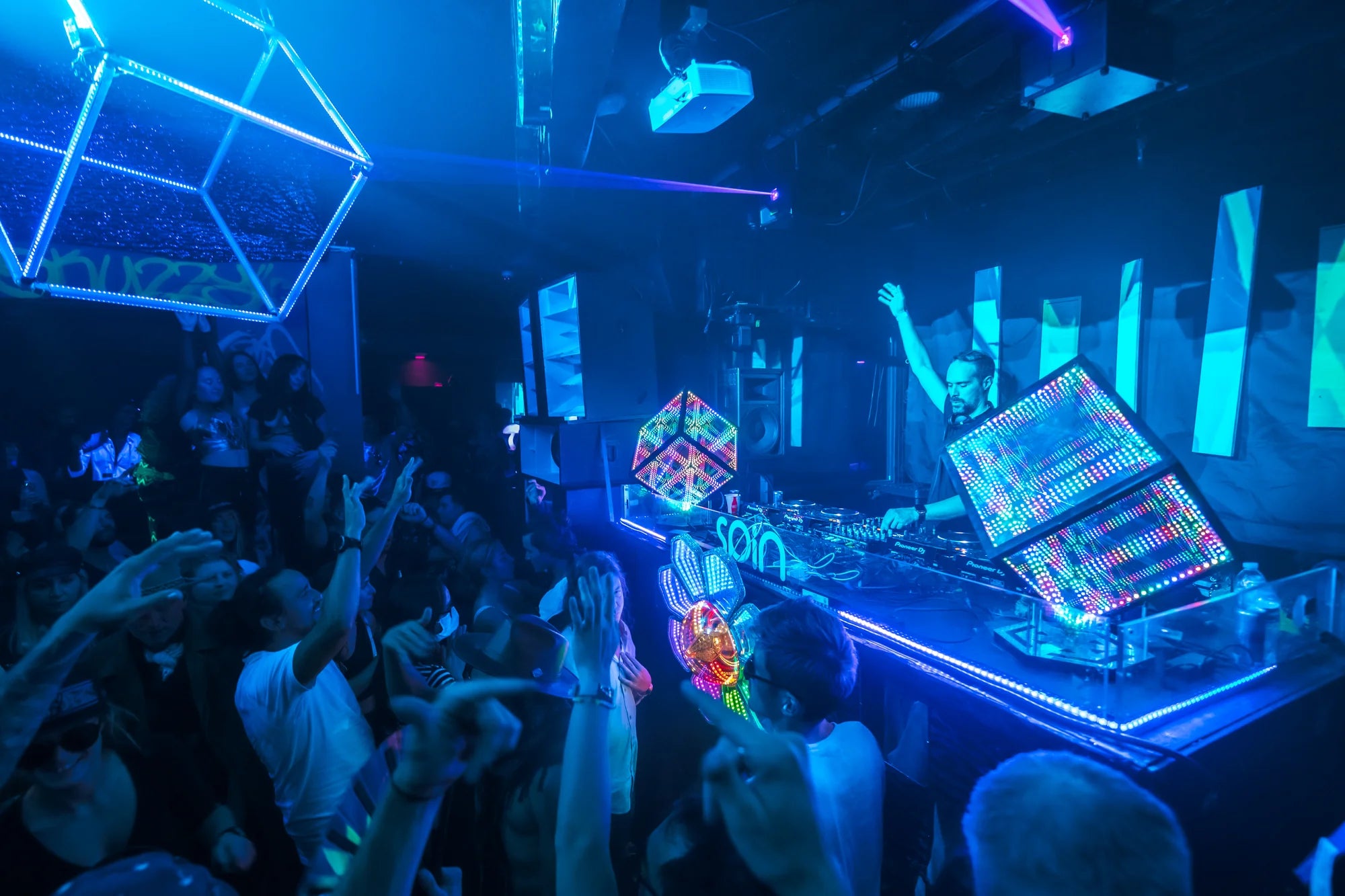 dj led lighting control