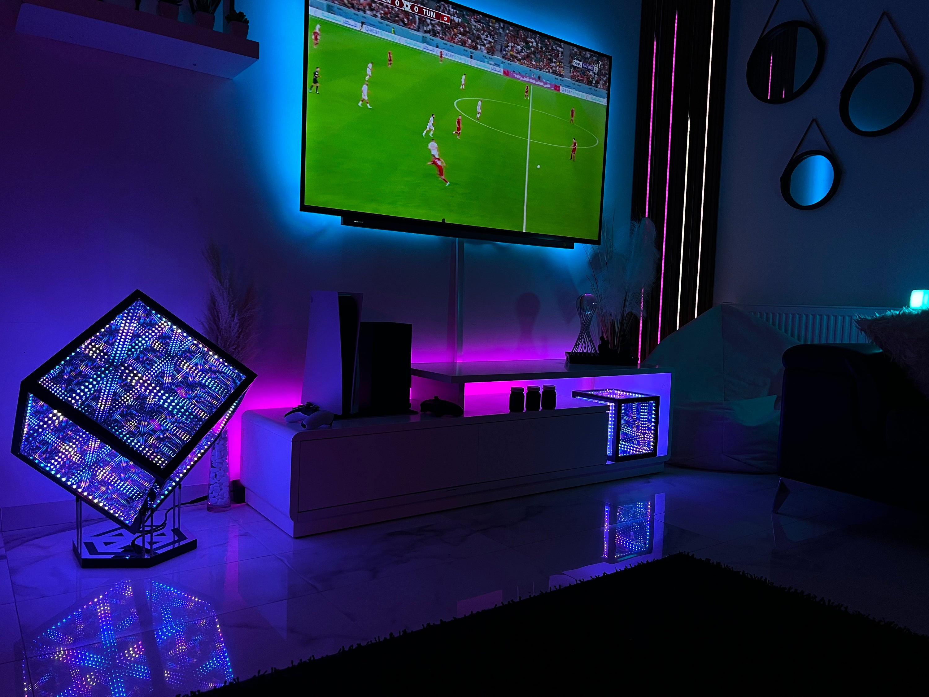 trippy lights in room colors