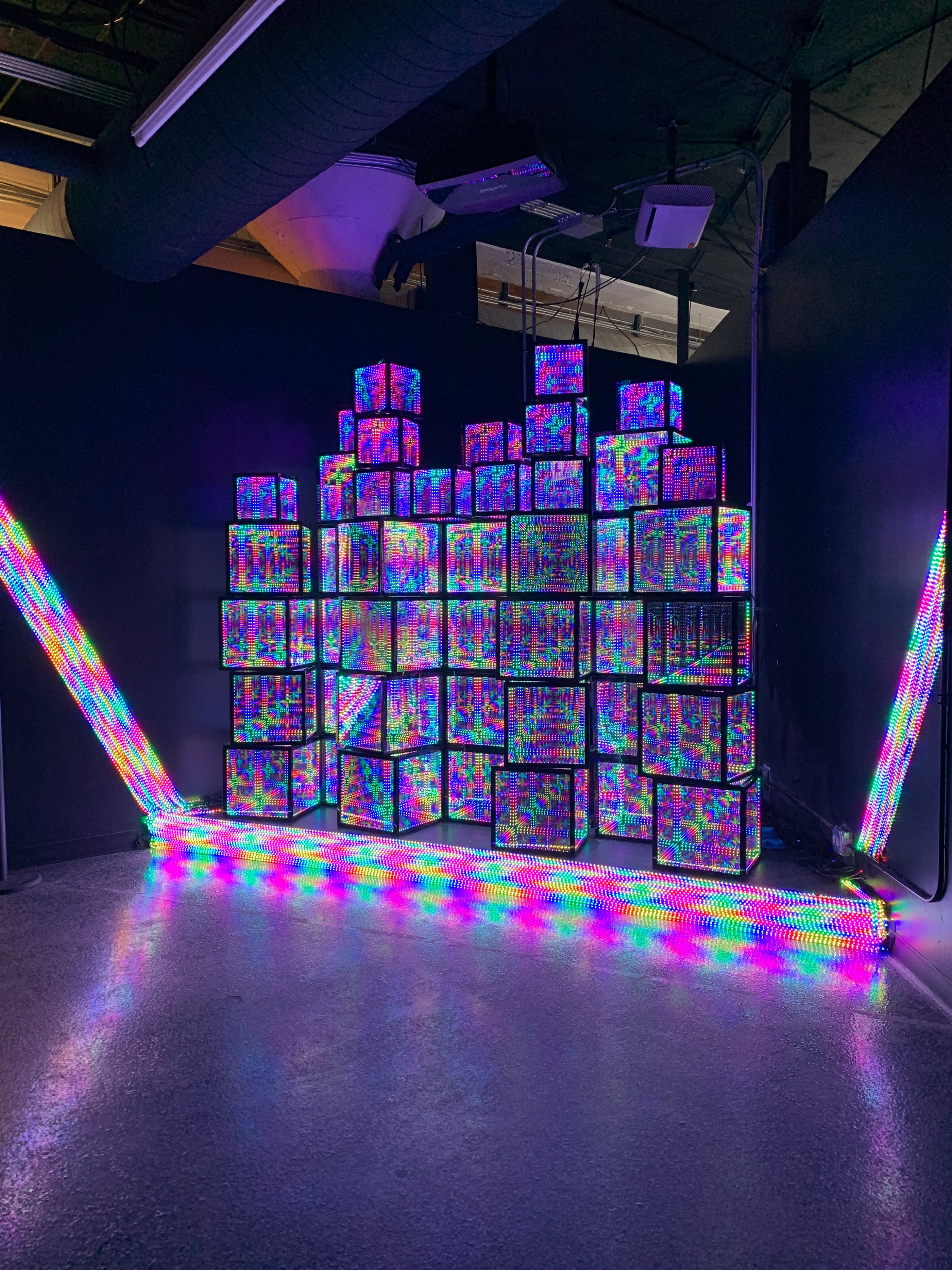 X Infinity Mirror Infinity Mirrors Exhibit - The Hyperspace Lighting Company